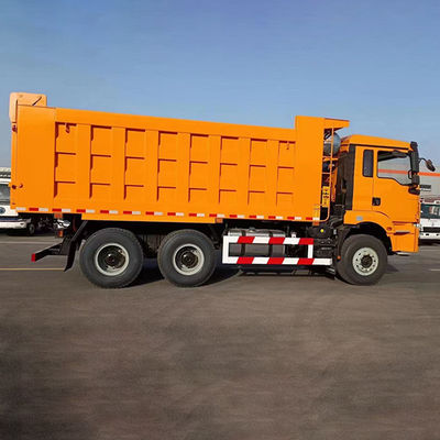 6×4駆動車 大規模建設用 50トンの大容量ダンプトラック